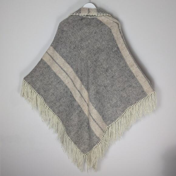 Vintage Alpaca Wool Poncho with Fringe and Embroidery 42 inches Gray and Beige - Picture 6 of 9